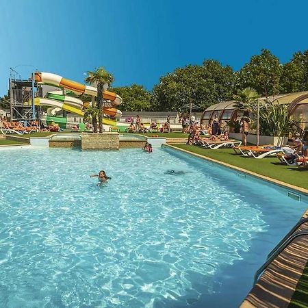 Camping 4 Etoiles - Parc Aquatique - Eei0Fi 생-조르주-돌레롱 외부 사진